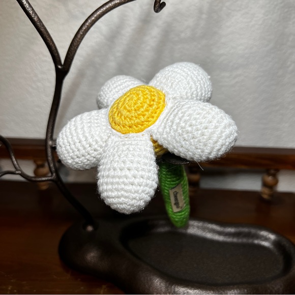 Cheengoo White Daisy Flower Hand Crocheted Stick Baby Rattle Bamboo Eco-Friendly - Picture 7 of 12